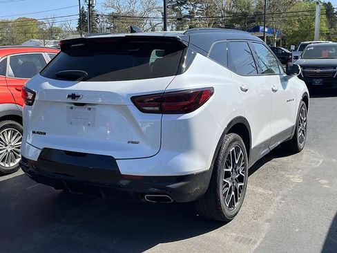 Certified 2023 Chevrolet Blazer RS w/ Driver Confidence II Package image 11