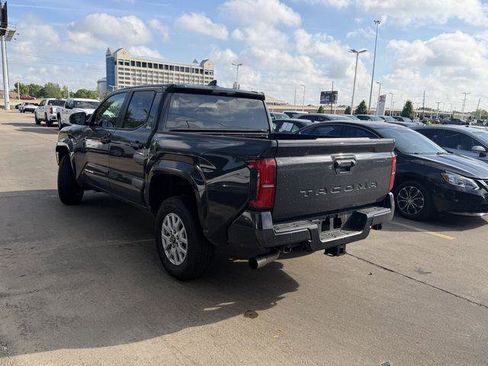 Certified 2024 Toyota Tacoma SR5 image 7
