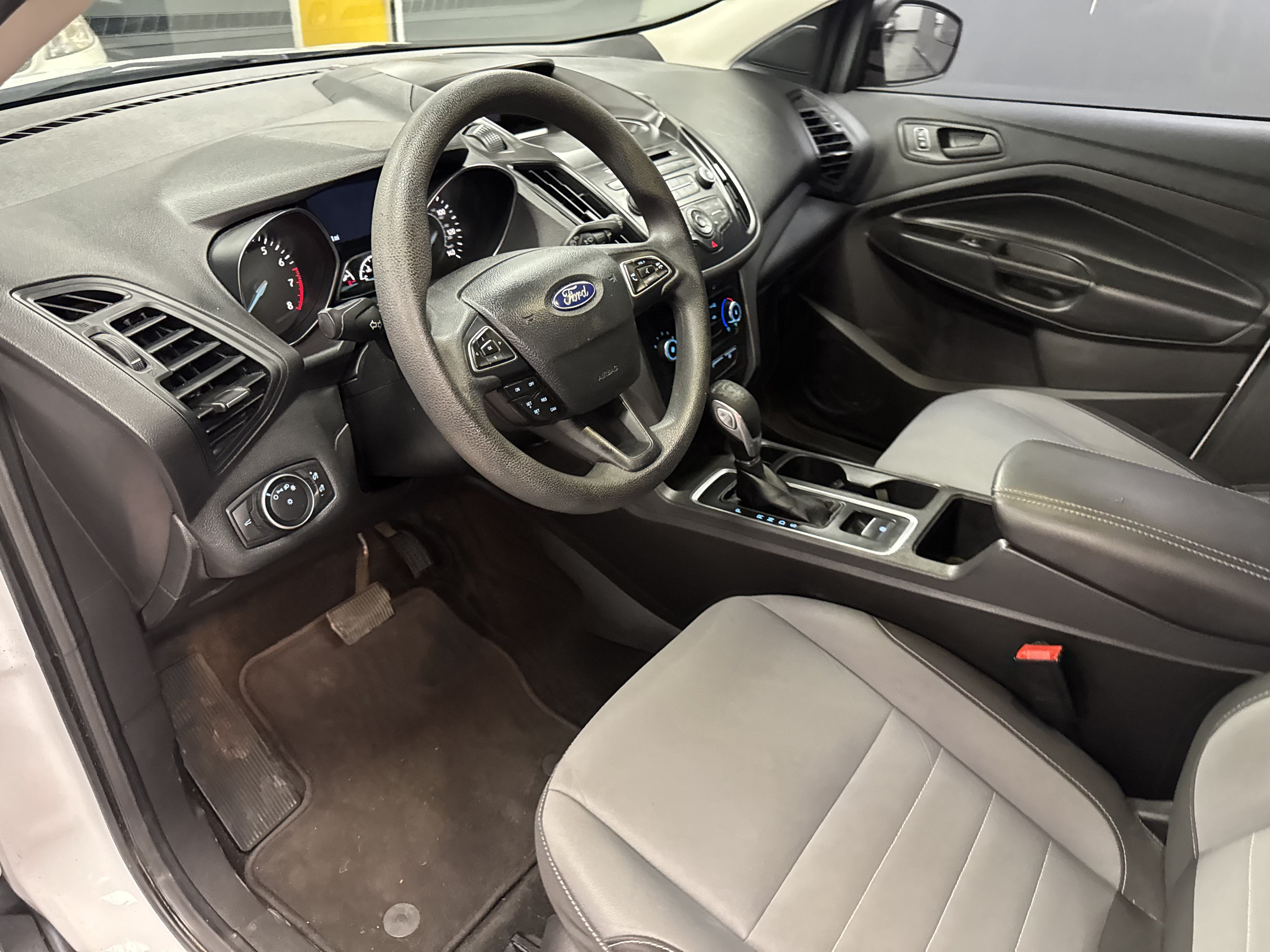 Used 2017 Ford Escape S FWD image 9