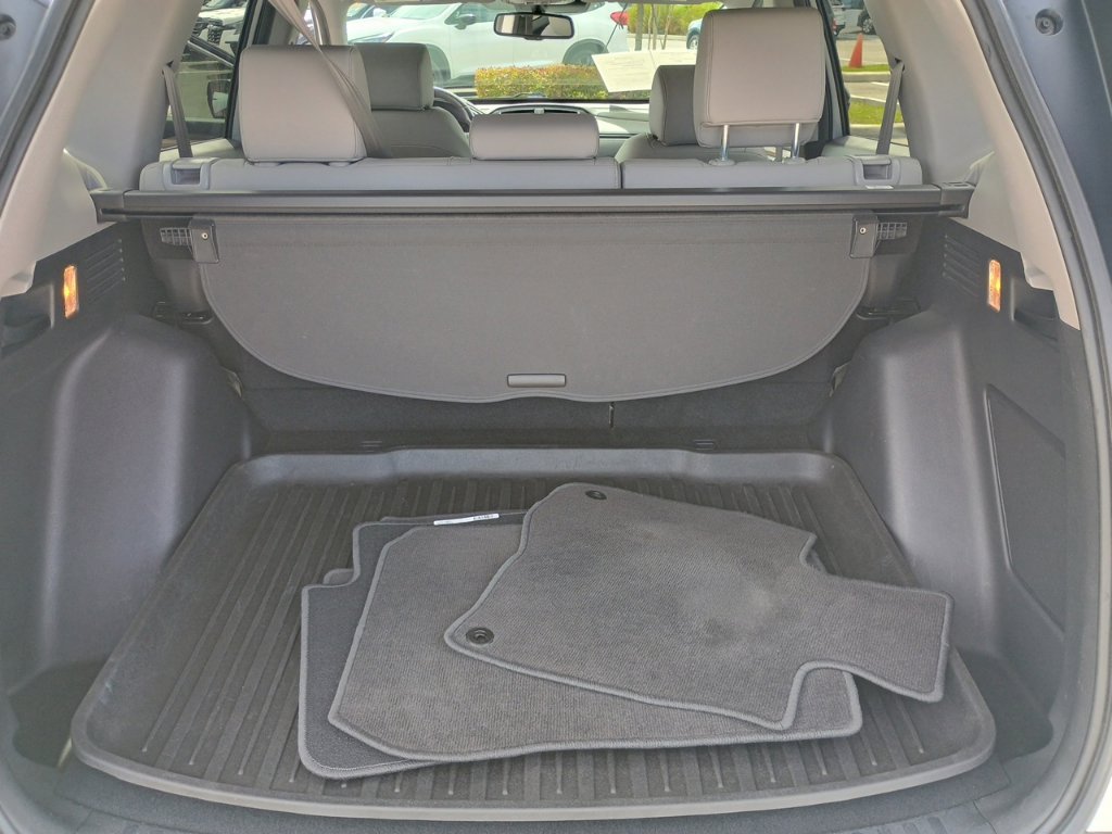 Used 2020 Honda CR-V Touring image 18