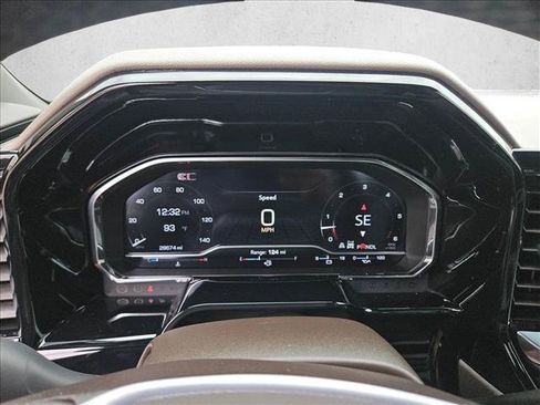 Certified 2025 GMC Sierra 1500 SLT AWD/4WD image 22