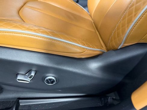 Used 2022 Chrysler Pacifica Pinnacle image 25