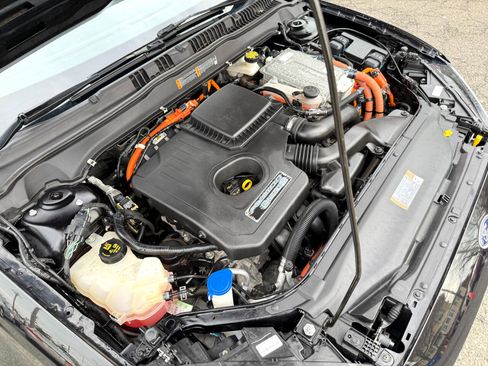 Used 2019 Ford Fusion Energi Titanium image 78