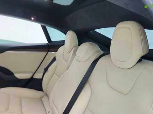 Used 2023 Tesla Model S AWD/4WD image 28