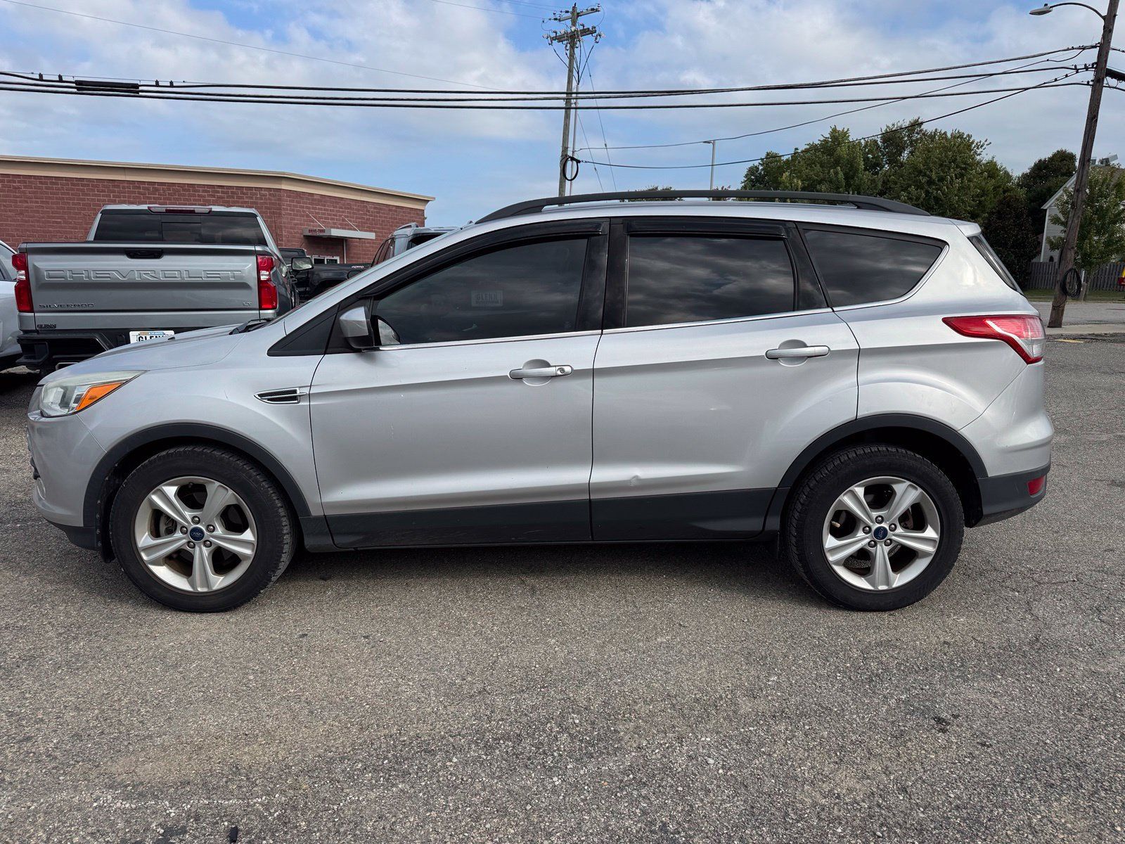 Used 2014 Ford Escape SE w/ Equipment Group 201A FWD image 3