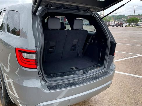 Used 2022 Dodge Durango R/T w/ Blacktop Package AWD/4WD image 18