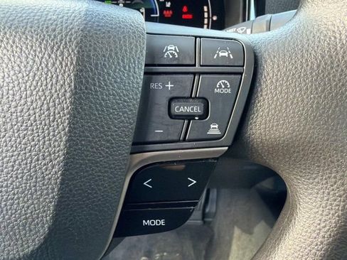 Used 2025 Toyota Camry LE FWD image 24