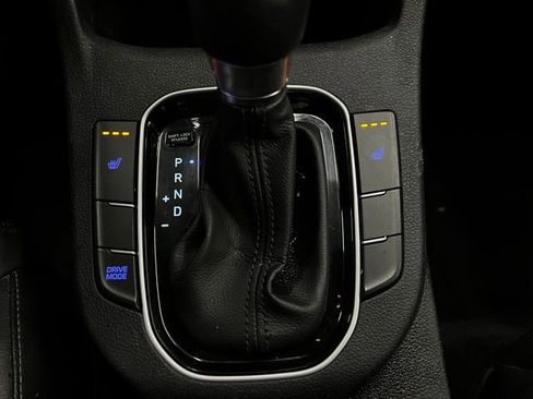 Used 2020 Hyundai Elantra GT w/ Style Package 02 image 13