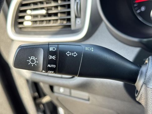 Used 2020 Kia Sorento AWD V6 image 25