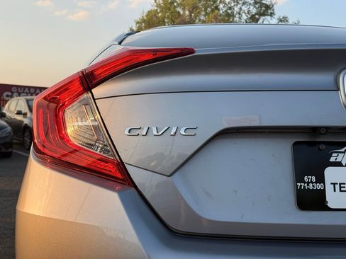 Used 2019 Honda Civic LX image 7