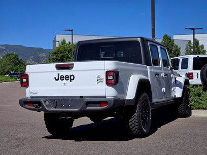 New 2025 Jeep Gladiator Sport
