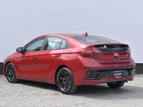 Used 2019 Hyundai Ioniq Blue FWD image 2