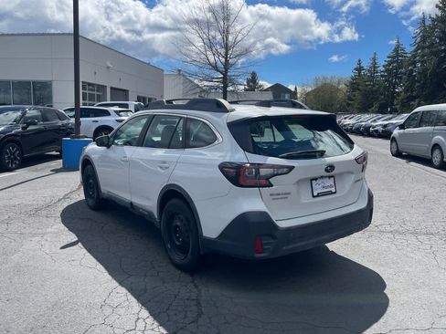 Used 2020 Subaru Outback image 3