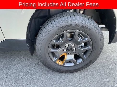 Used 2024 Ford Maverick Tremor w/ Tremor Off-Road Package AWD/4WD image 4