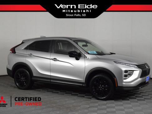 Used 2024 Mitsubishi Eclipse Cross LE image 1
