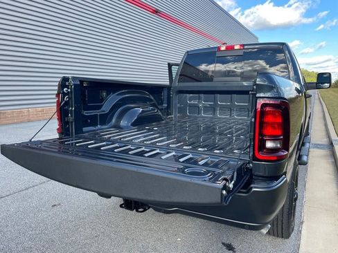 New 2026 RAM 2500 Tradesman AWD/4WD image 19