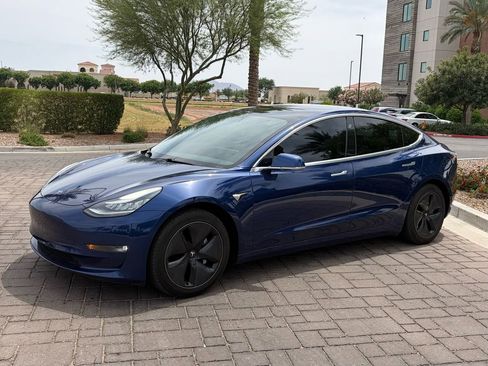 Used 2019 Tesla Model 3 Standard Range Plus RWD image 5