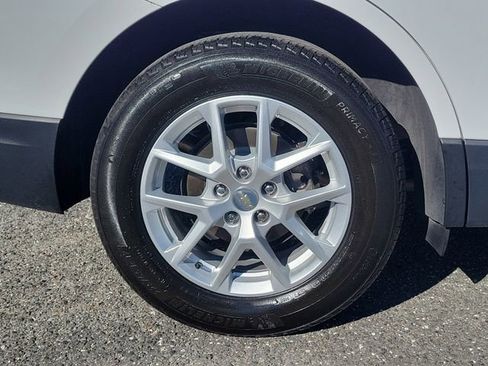 Certified 2024 Chevrolet Equinox LS w/ Driver Confidence II Package image 6