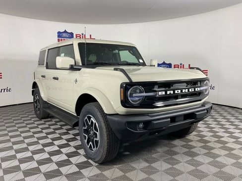 New 2026 Ford Bronco Outer Banks image 1