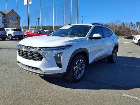 New 2026 Chevrolet Trax LS w/ LS Convenience Package image 29