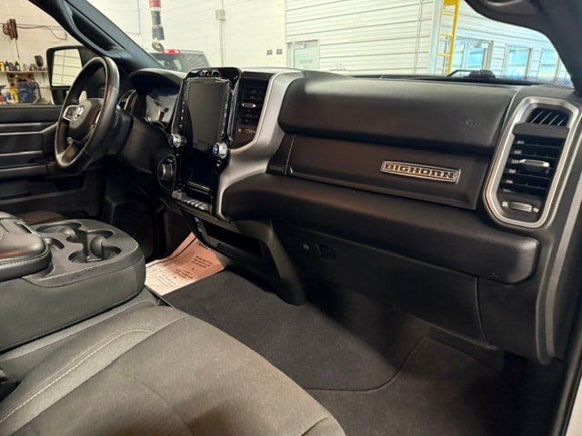 Certified 2024 RAM 2500 Big Horn w/ Night Edition AWD/4WD image 10