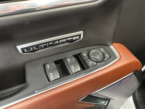 Used 2022 GMC Sierra 1500 Denali Ultimate AWD/4WD image 38