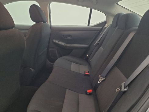Used 2024 Nissan Sentra SV FWD image 18