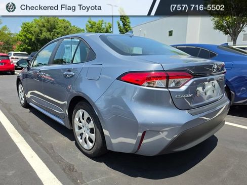 Certified 2025 Toyota Corolla LE FWD image 4