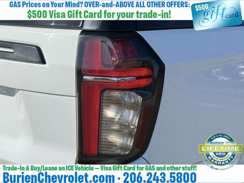 Used 2022 Chevrolet Suburban Z71 w/ Luxury Package AWD/4WD image 40