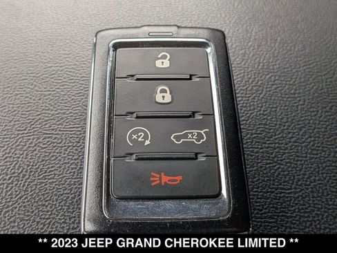 Used 2023 Jeep Grand Cherokee Limited w/ Luxury Tech Group II AWD/4WD image 28