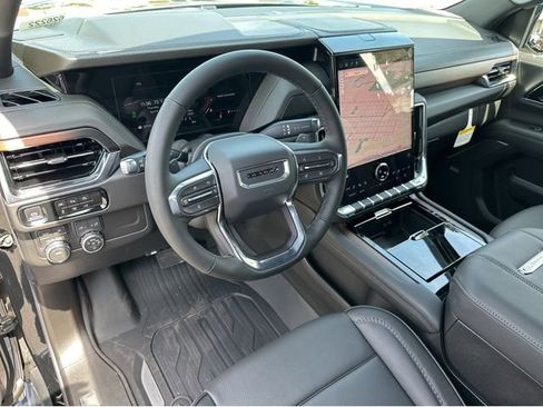 New 2026 GMC Yukon XL Denali w/ Sun & Power Step Package AWD/4WD image 23