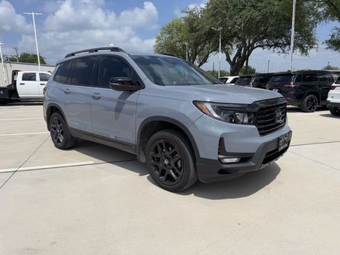 Used 2024 Honda Passport Black Edition image 1