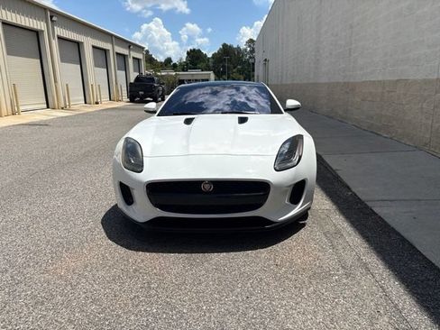 Used 2018 Jaguar F-TYPE Coupe RWD image 2