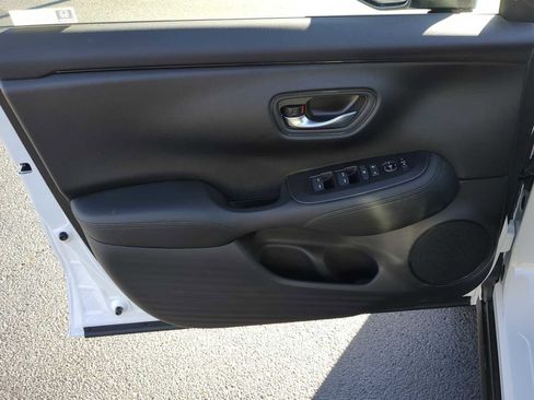 New 2026 Honda HR-V LX image 11