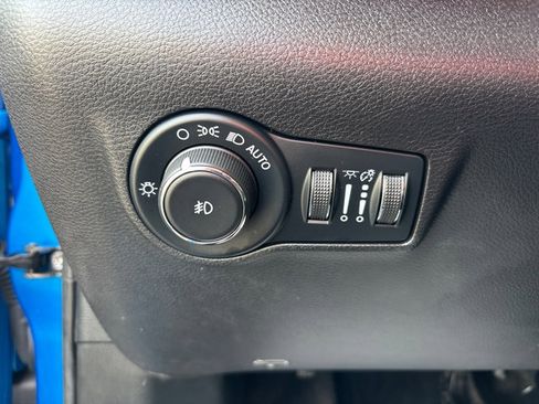 Used 2022 Jeep Compass Latitude w/ Convenience Group AWD/4WD image 16