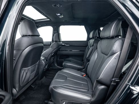 Used 2024 Hyundai Palisade Calligraphy image 18