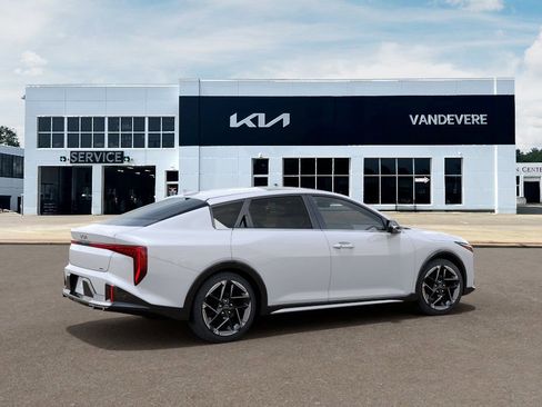 New 2026 Kia K4 GT-Line FWD image 9