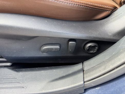 Used 2024 Subaru Outback Touring XT image 10