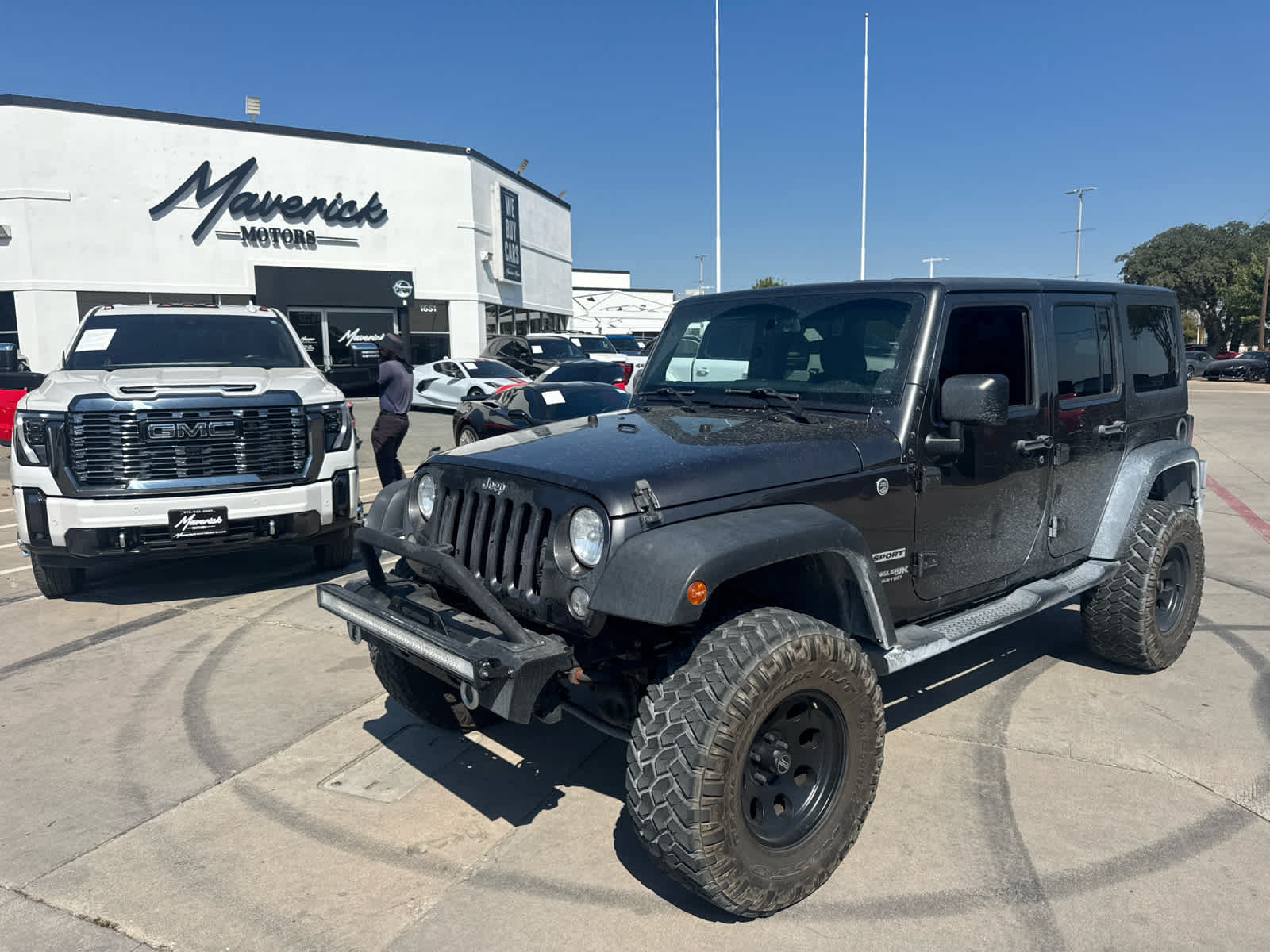 Used 2018 Jeep Wrangler Unlimited Sport S AWD/4WD image 1