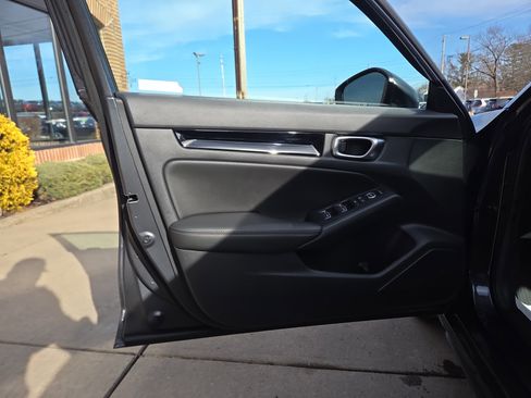 Used 2024 Honda Civic EX-L image 15