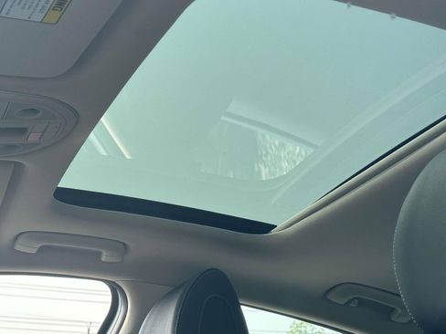 New 2026 Genesis G70 2.5T Prestige image 18