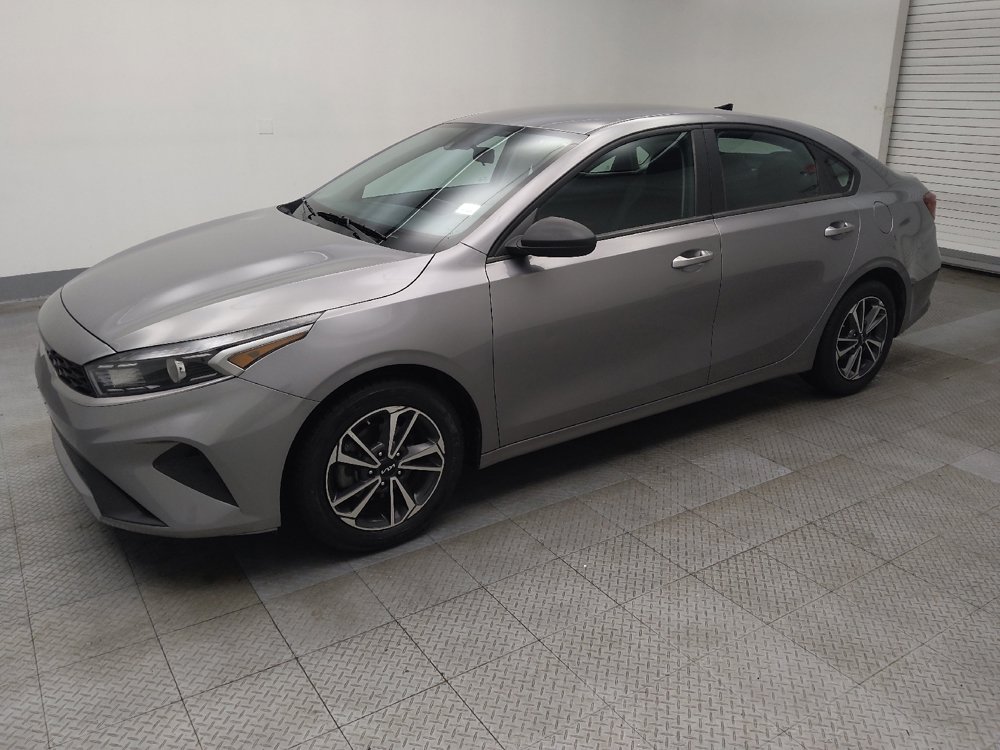 Used 2024 Kia Forte LXS FWD image 2