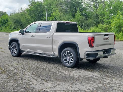 New 2026 GMC Sierra 1500 SLE w/ Preferred Package AWD/4WD image 5