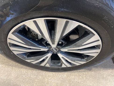 Certified 2023 Nissan Rogue SV w/ SV Premium B Package image 44