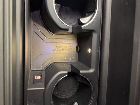 Used 2025 BMW Z4 sDrive30i image 46