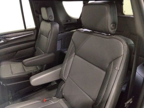 Used 2023 GMC Yukon XL Denali image 36