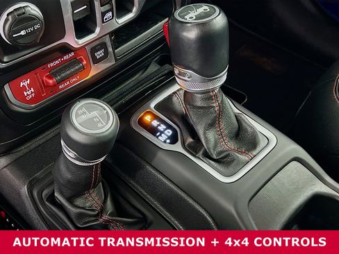 Used 2018 Jeep Wrangler Unlimited Rubicon image 12