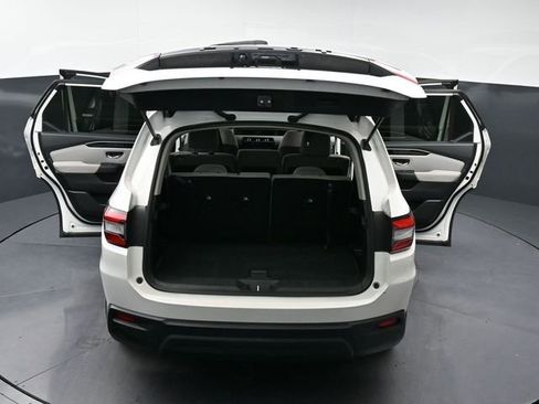 Used 2023 Honda Pilot LX image 29