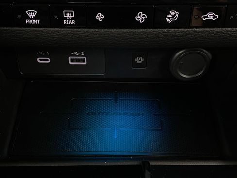 New 2025 Mitsubishi Outlander 4WD Plug-In Hybrid image 27