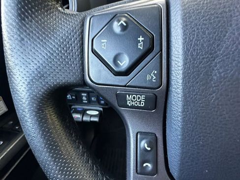 Used 2019 Toyota Tacoma TRD Off-Road w/ Technology Package AWD/4WD image 42